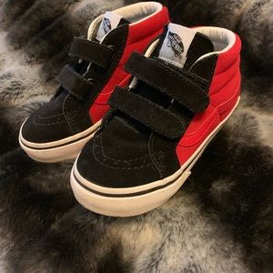 Super cute suede hi top Vans!!  Perfect for fall